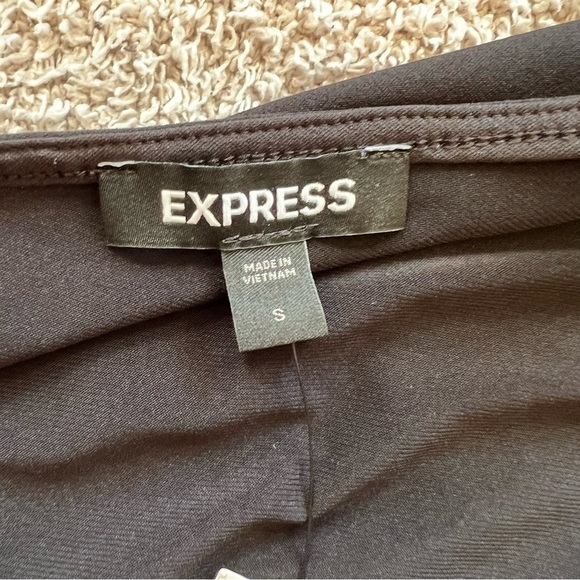 Express, off the shoulder dress, size small. - Picture 5 of 9